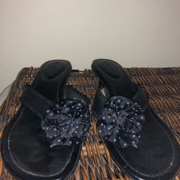 Lindsay Phillips switchflops with extra cover